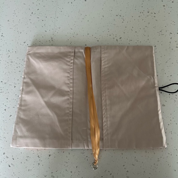 Dog Book Sleeve with Buttons Gift for Dog Lovers (NEW) - Picture 3 of 5